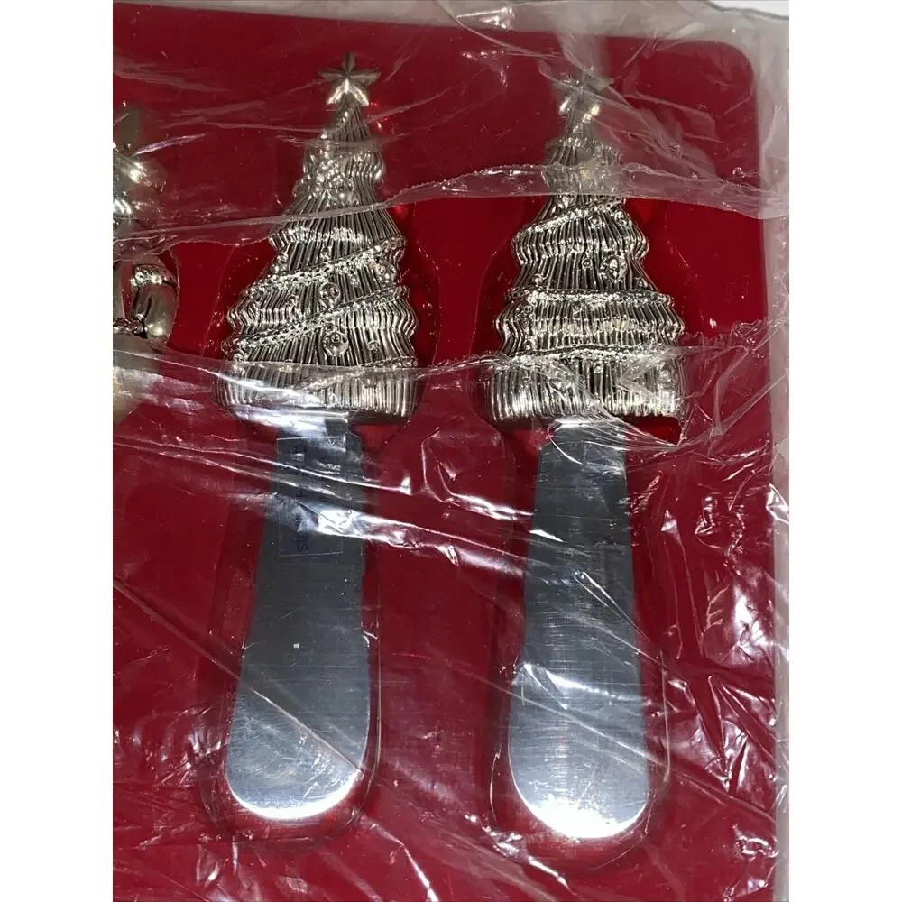 Vintage‎ 1999 Wallace Silversmiths Set of 4 Silver Plated SS Holiday Spreaders